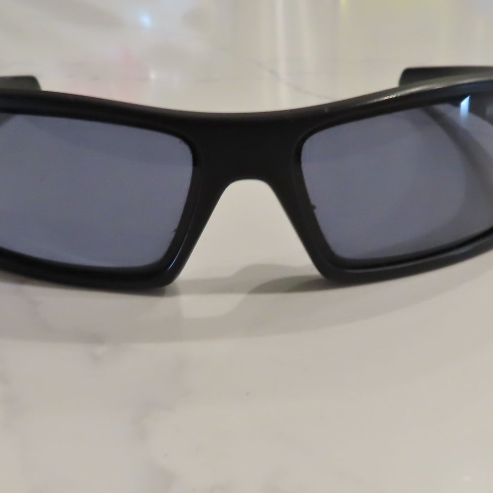 Oakley GASCAN Sunglasses 03-473 Matte Black Frame W/ Grey Lens